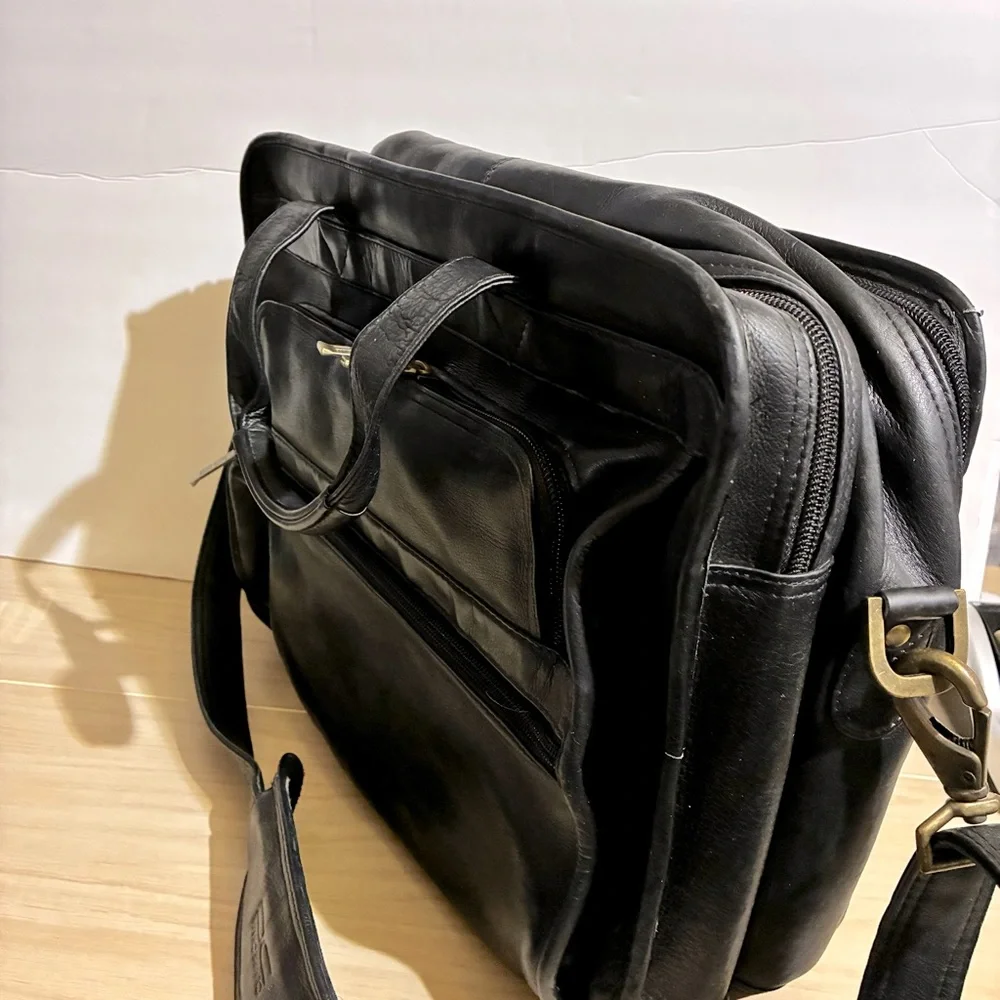 Claire Chase Black Laptop Briefcase Leather Messenger Bag Executive Office 16X13